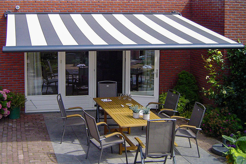 What are the differences in awnings?